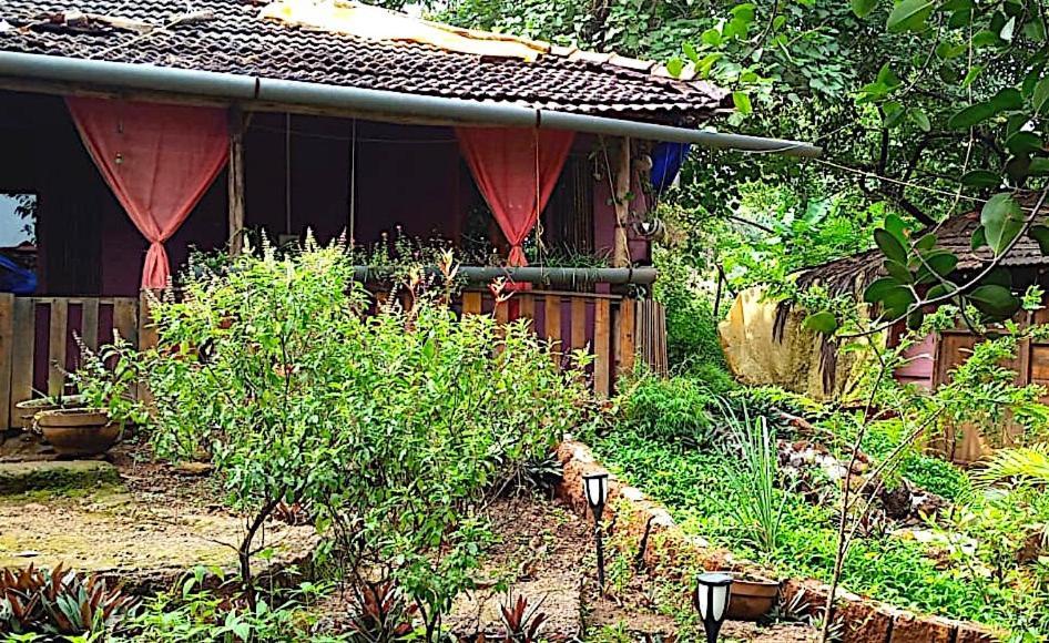 Отель Galaxy Jungle Huts Агонда Экстерьер фото