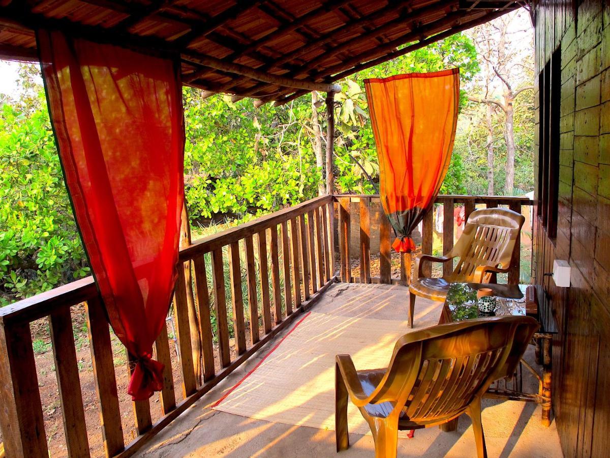 Отель Galaxy Jungle Huts Агонда Экстерьер фото
