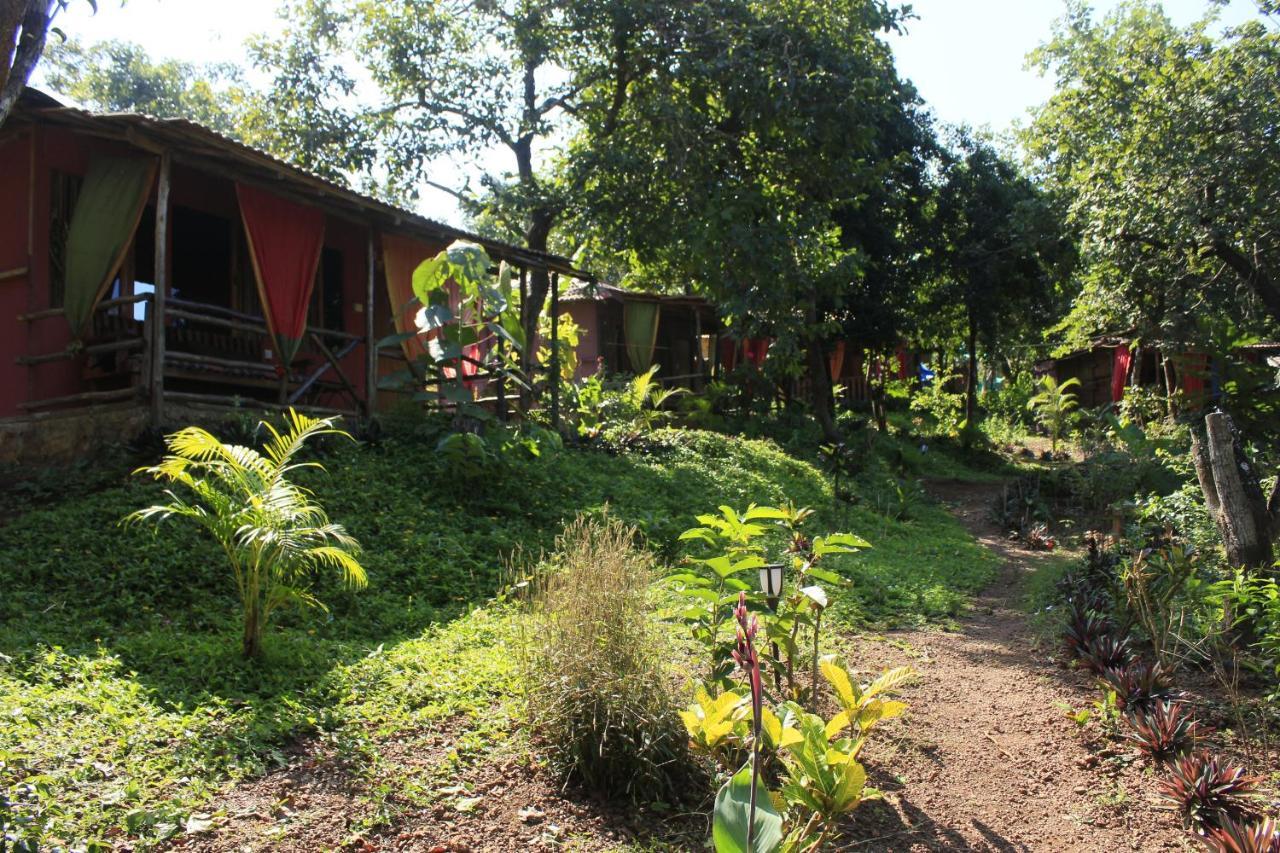 Отель Galaxy Jungle Huts Агонда Экстерьер фото