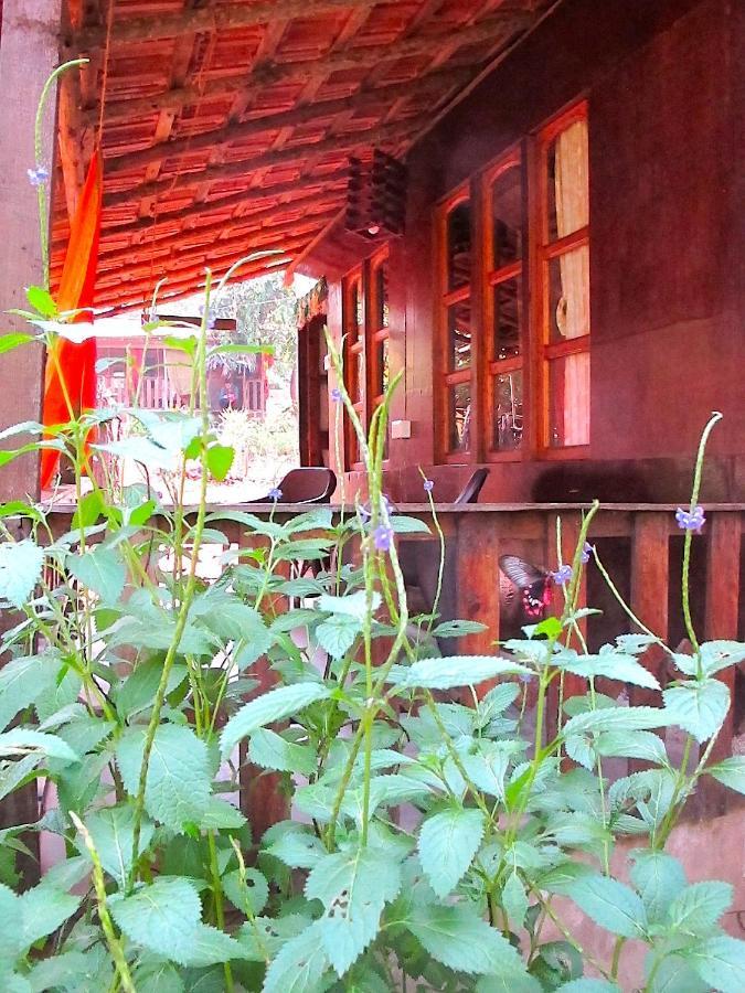 Отель Galaxy Jungle Huts Агонда Экстерьер фото