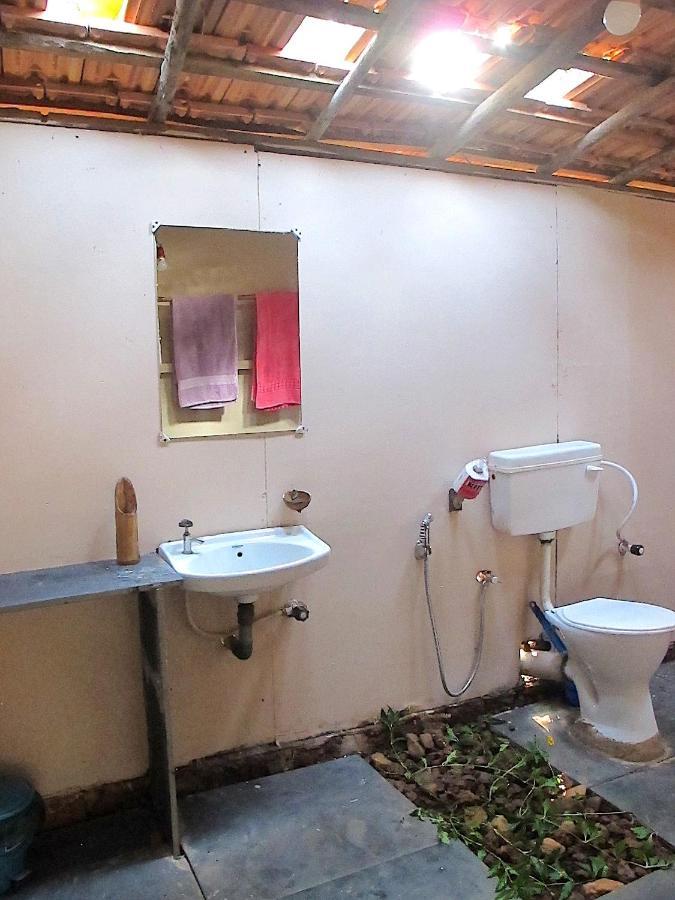 Отель Galaxy Jungle Huts Агонда Экстерьер фото